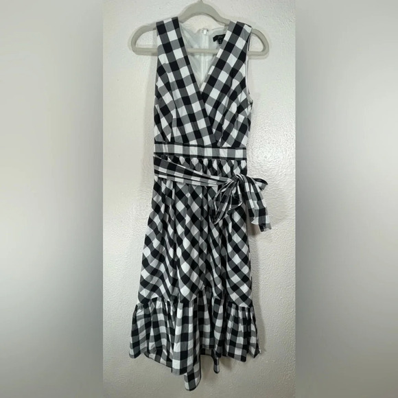 J. Crew Dresses & Skirts - J. Crew Gingham Sleeveless Faux-Wrap Midi Dress Cotton Poplin Women’s 6 Romantic